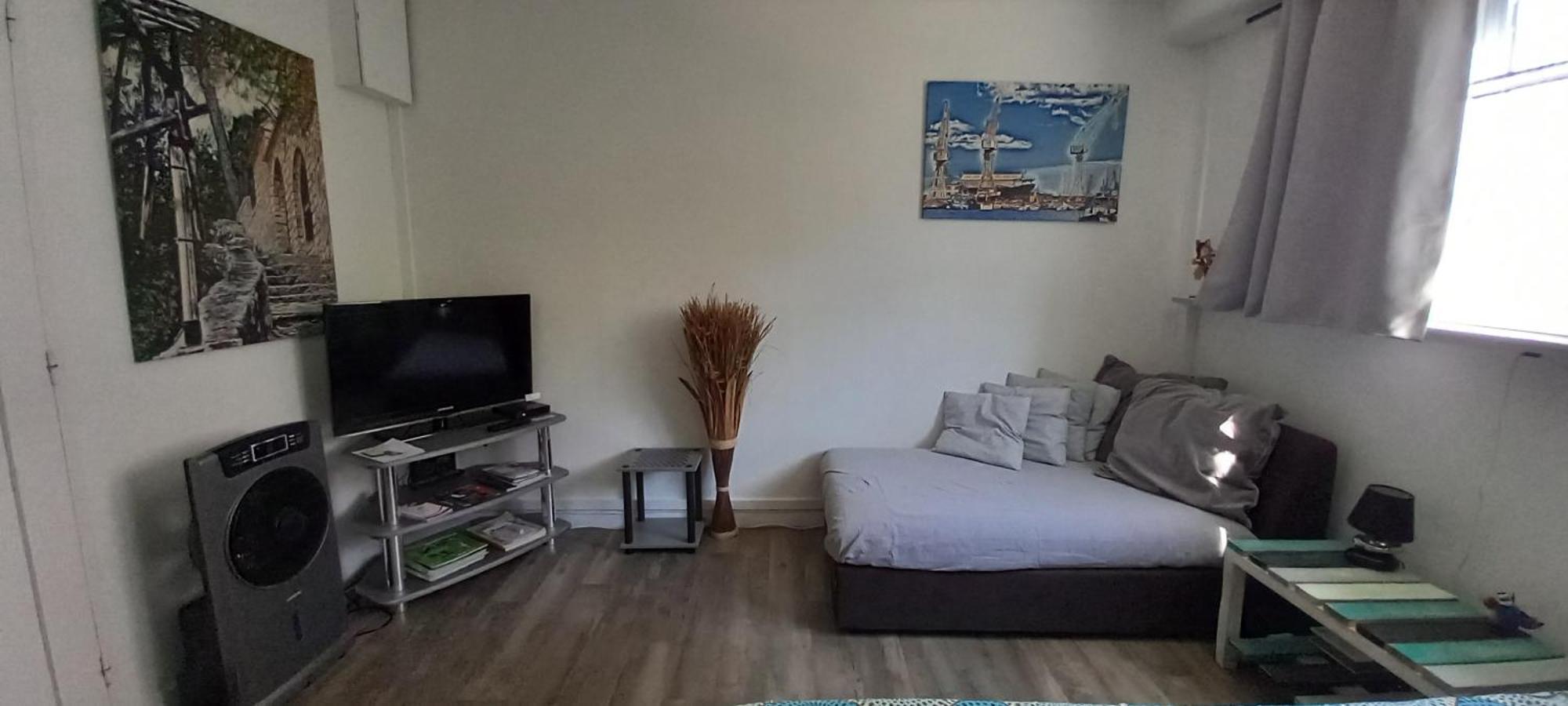 Appartement/Studio Dans Petite Residence Calme ラシオタ エクステリア 写真